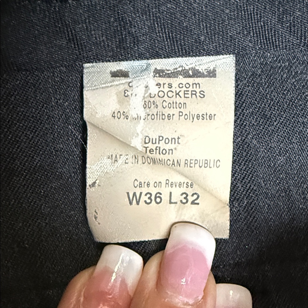 Men's Dockers Black Pants - Picture 5 of 5
